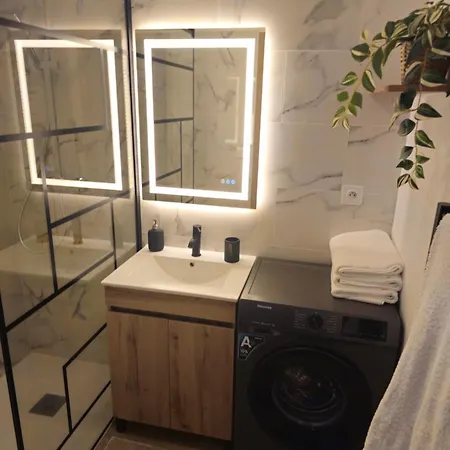 L'ecrin De - 20 Min - Clim & Parking Apartment